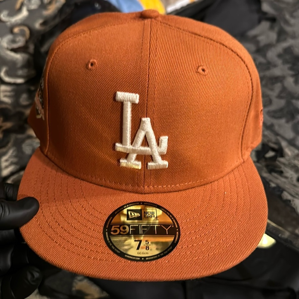 Dodgers 🏕️ fire hat 🔥🔥 7 5/8 brand new